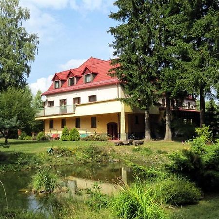 Chełmsko Śląskie Zadrna Rezydencja 아파트 호텔 외부 사진